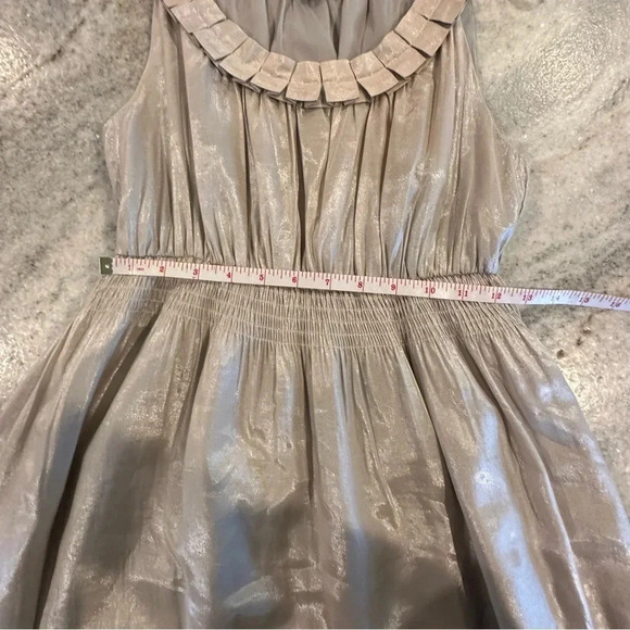 Truworths A Line Mini Silver Sleeveless Cocktail Dress w/ Rosette Detail Size 0 - Picture 12 of 13